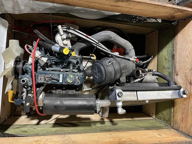 Kubota d902-e3b motor met hydrauliek assemblage (2x) - afbeelding 5 van  9