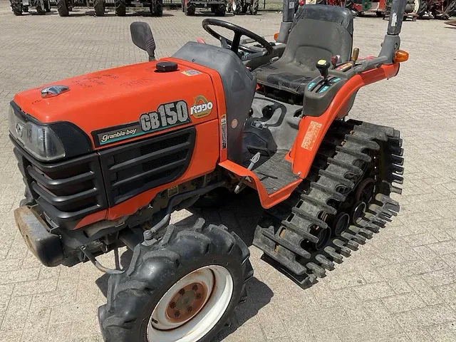 Kubota gb150 halftrack rupsbandtractor - afbeelding 21 van  21