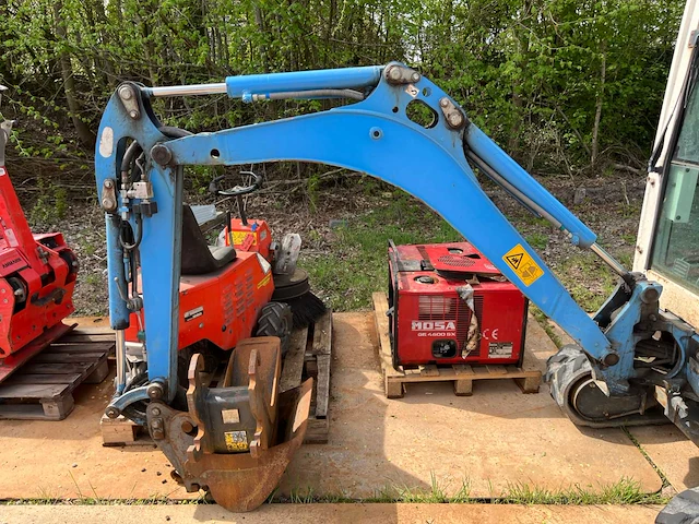 Kubota kx016-4 minigraafmachine - afbeelding 3 van  17