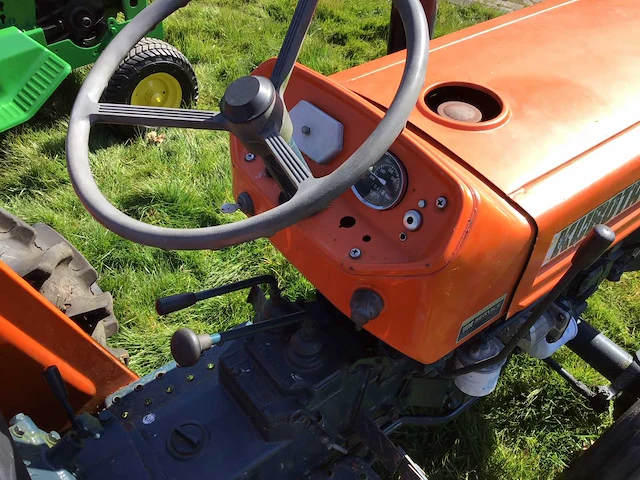Kubota l1500 minitractor - afbeelding 14 van  16