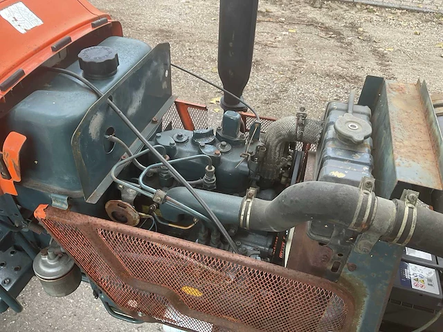 Kubota l1501 minitractor - afbeelding 2 van  11