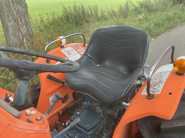 Kubota l1501 minitractor - afbeelding 9 van  11