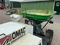 Kubota spreader kunstmeststrooier - afbeelding 12 van  15