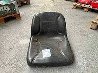Kubota stoel - afbeelding 1 van  4