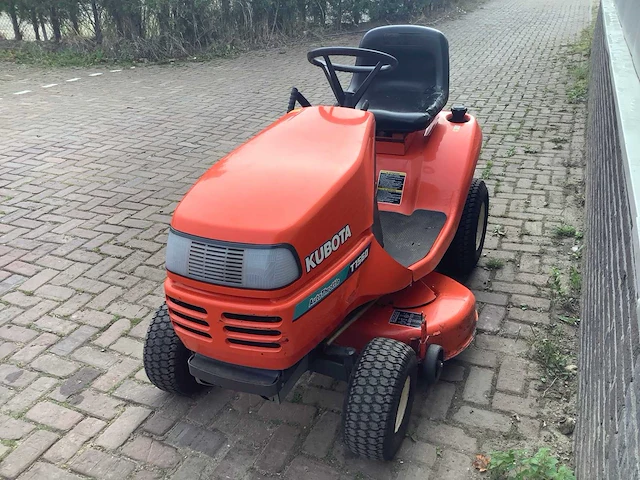 Kubota t1560 zitmaaier - afbeelding 4 van  9