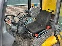 Kubota trekker met veeg- en zuiginstallatie - afbeelding 4 van  49