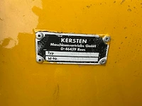 Kubota trekker met veeg- en zuiginstallatie - afbeelding 22 van  49