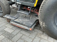 Kubota trekker met veeg- en zuiginstallatie - afbeelding 27 van  49