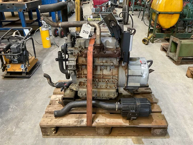 Kubota v2203-di-es06 dieselmotor - afbeelding 2 van  7