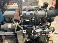 Kubota v2203-di-es06 dieselmotor - afbeelding 4 van  7