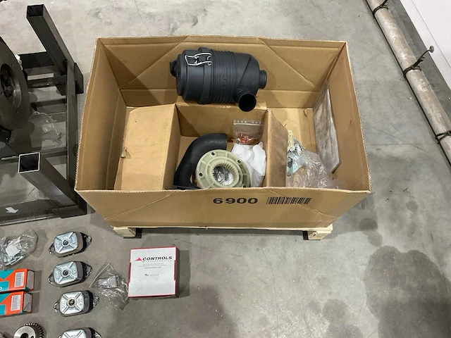 Kubota wg972-g-ef01 3 cilinder motorblok - afbeelding 13 van  22