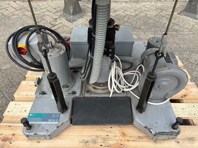 Kudo-ace 900 automatic papier schud machine - afbeelding 5 van  8