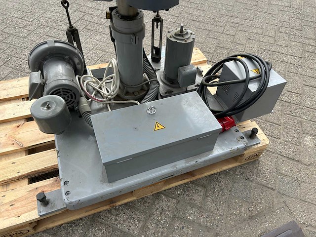 Kudo-ace 900 automatic papier schud machine - afbeelding 7 van  8