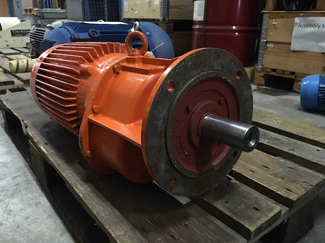 Kuffer motorreductor - afbeelding 1 van  4