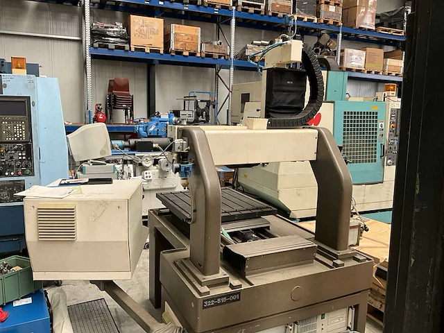 Kuhlmann p25e cnc graveermachine - afbeelding 14 van  19