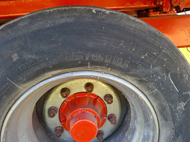 Kuhn - 2008 - euromix plus 2370 - voermengwagen met stroblazer - afbeelding 3 van  16
