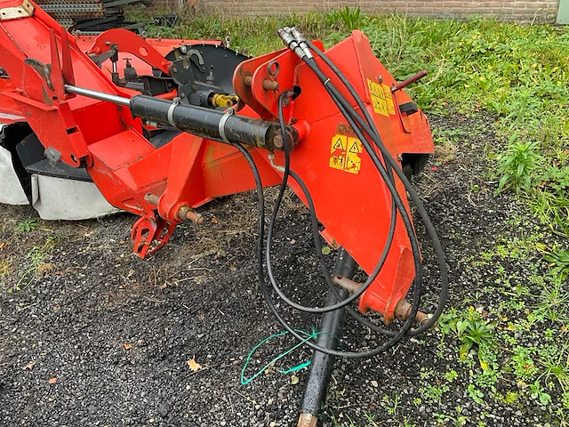 Kuhn - 2010 - pz 320c & pz 320 fc - maaimachine set - afbeelding 9 van  21