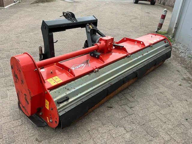 Kuhn bp305 klepelmaaier - afbeelding 1 van  13