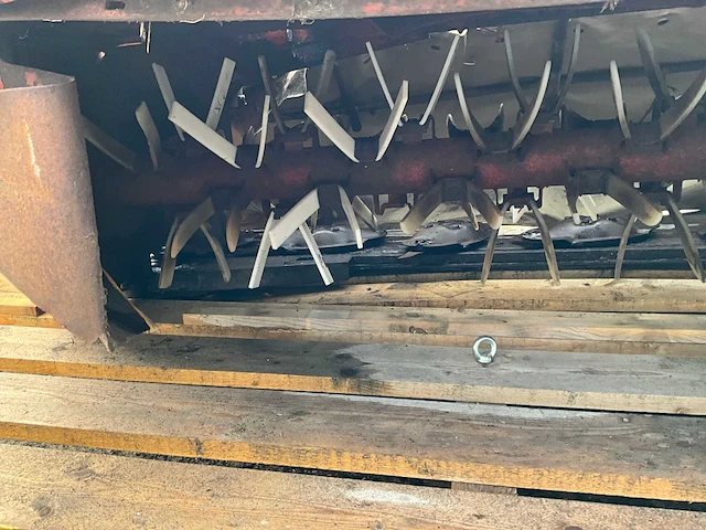 Kuhn fc 240 p schijvenmaaier met kneuzer - afbeelding 5 van  17