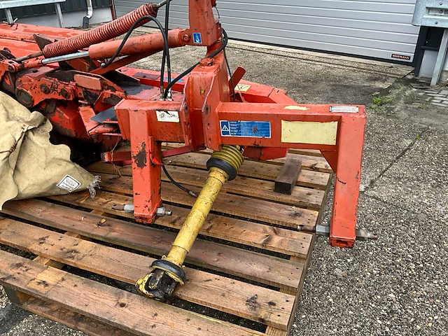 Kuhn fc 240 p schijvenmaaier met kneuzer - afbeelding 16 van  17