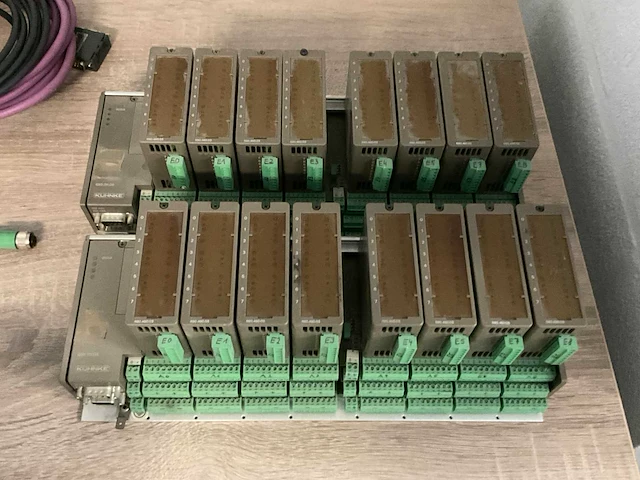 Kuhnke 680 plc module (16x) - afbeelding 1 van  5