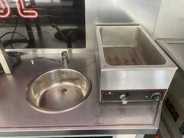 Kuiper - kd 7002 - foodtruck - afbeelding 8 van  61