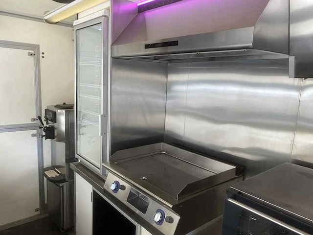 Kuiper - kd 7002 - foodtruck - afbeelding 29 van  61