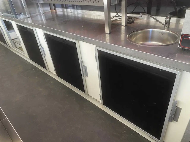 Kuiper - kd 7002 - foodtruck - afbeelding 33 van  61