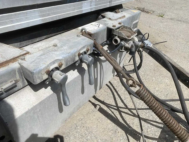 Kuiper - kd 7002 - foodtruck - afbeelding 45 van  61