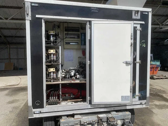 Kuiper - kd 7002 - foodtruck - afbeelding 52 van  62