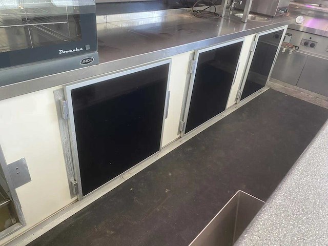 Kuiper - kd 7002 - foodtruck - afbeelding 30 van  62