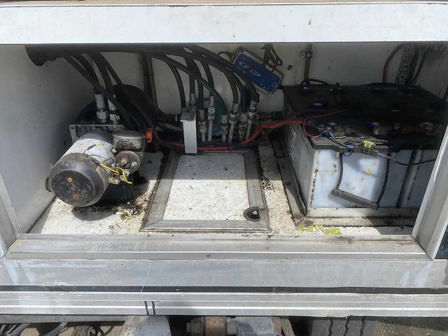 Kuiper - kd 7002 - foodtruck - afbeelding 55 van  62