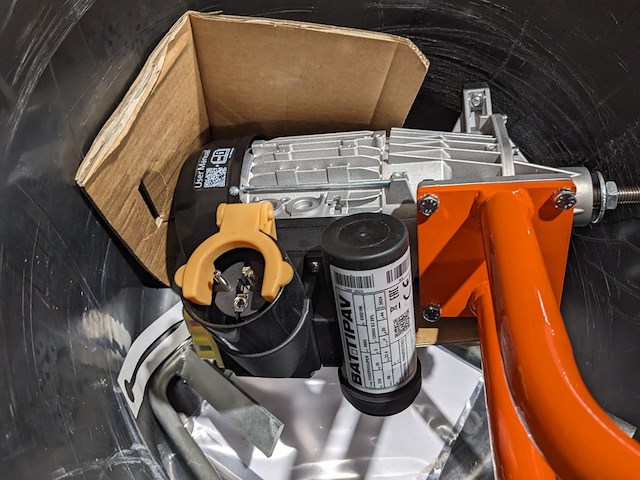 Kuipmixer, battipav, 50 super, oranje/zwart, 2024 - afbeelding 4 van  9