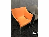 Kuipstoel - philippe starck - afbeelding 6 van  12