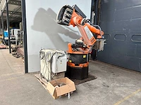Kuka - kr 150l150sp/2 - uitnamerobot - 2001 - afbeelding 8 van  15