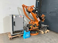 Kuka - (v)kr c2 - uitnamerobot - 2003 - afbeelding 9 van  16