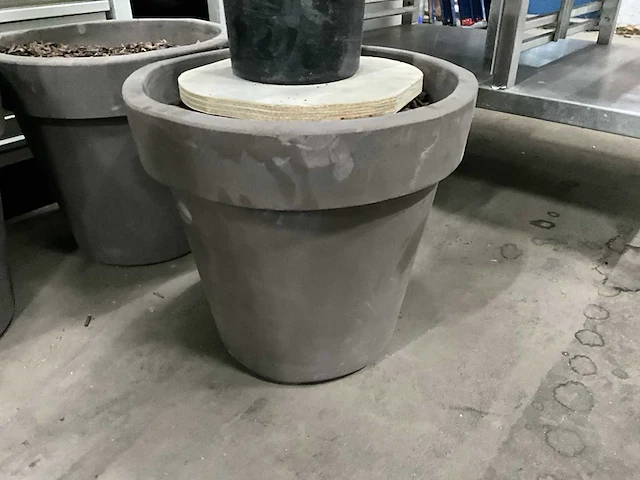 Kunst bananenplant in pot (2x) - afbeelding 6 van  7