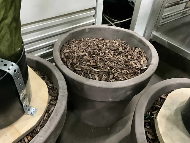 Kunst bananenplant in pot (2x) - afbeelding 7 van  7
