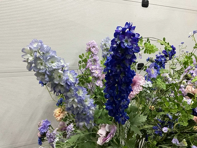 Kunstbloemen in pot - afbeelding 5 van  6