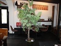 Kunstboom in pot, hoogte ca. 240 cm. - afbeelding 1 van  3
