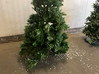 Kunstkerstboom met verlichting (2x) - afbeelding 6 van  7