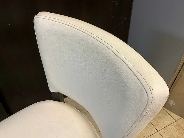 Kunstlederen halfhoge barstoelen (3x) - afbeelding 5 van  6