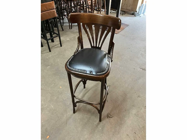 Kunstlederen thonet barkrukken (6x) - afbeelding 4 van  7