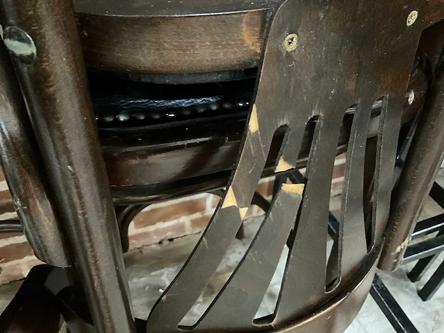 Kunstlederen thonet barkrukken (6x) - afbeelding 6 van  7