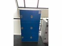 Kunstof garderobe kast - afbeelding 1 van  6