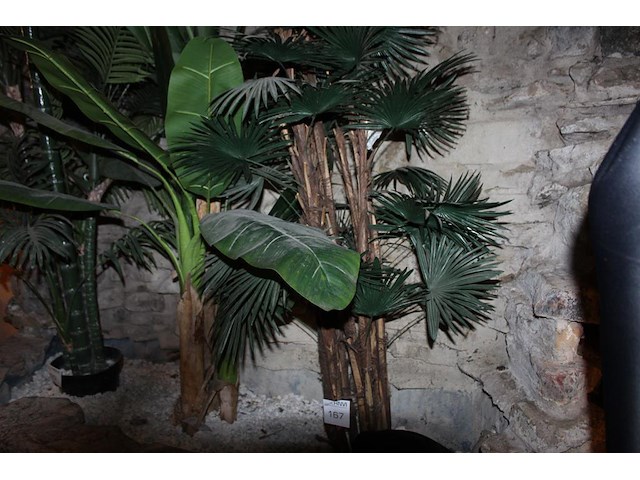 Kunstpalm hoogte 130 cm. - afbeelding 2 van  2