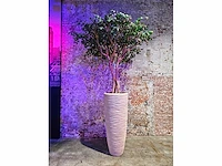 Kunstplant in designvaas - afbeelding 3 van  6