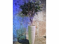 Kunstplant in designvaas - afbeelding 6 van  6