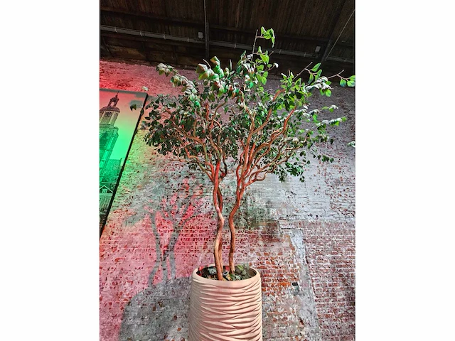 Kunstplant in designvaas - afbeelding 4 van  5