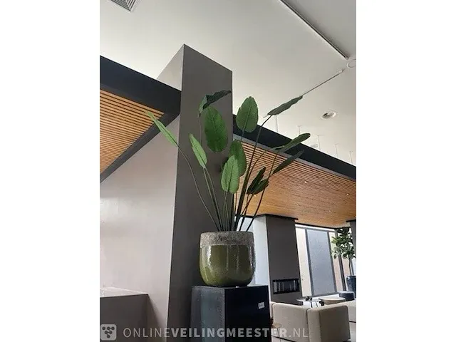Kunstplant in pot - afbeelding 3 van  4